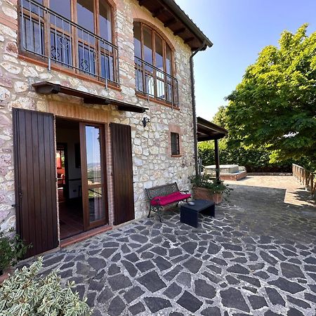 B&B Casale Roshlee Gualdo Cattaneo Exterior foto